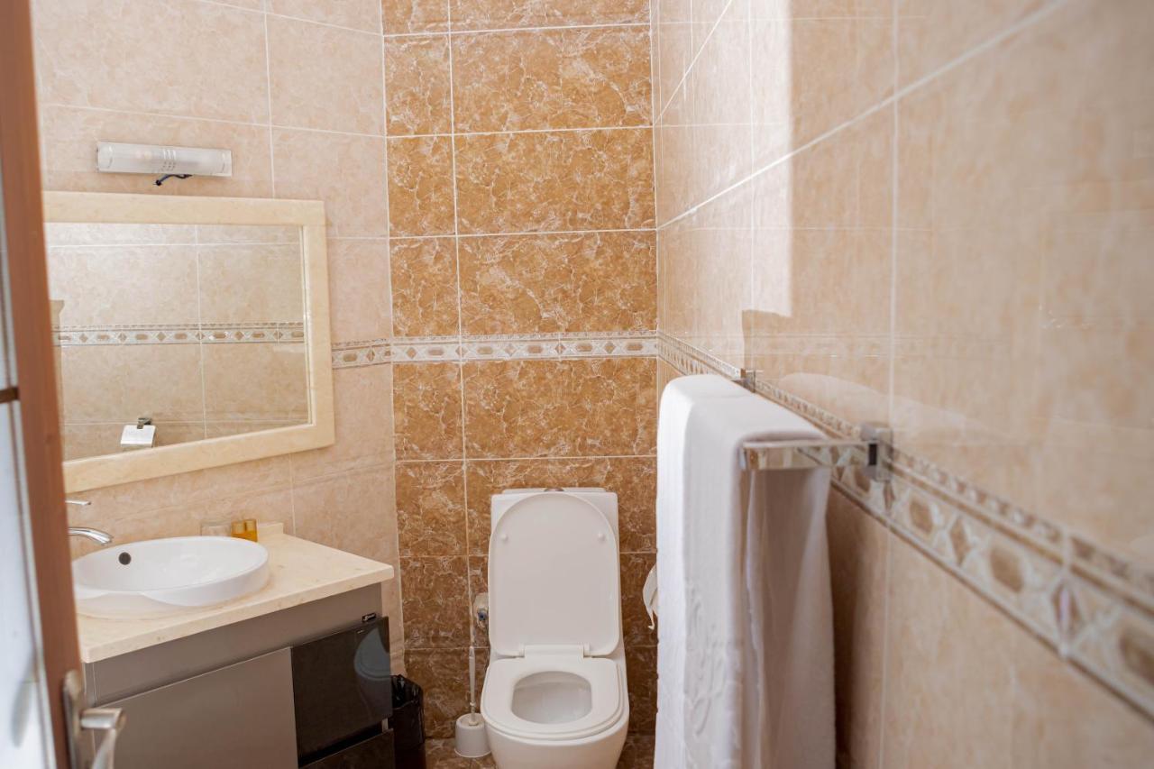 Hotel Hibiscus Louis Libreville Luaran gambar