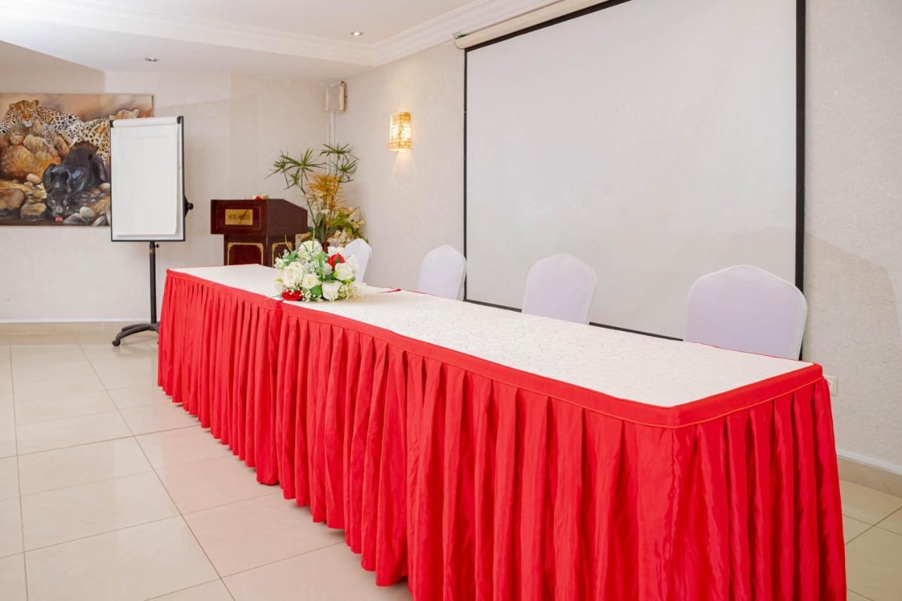 Hotel Hibiscus Louis Libreville Luaran gambar